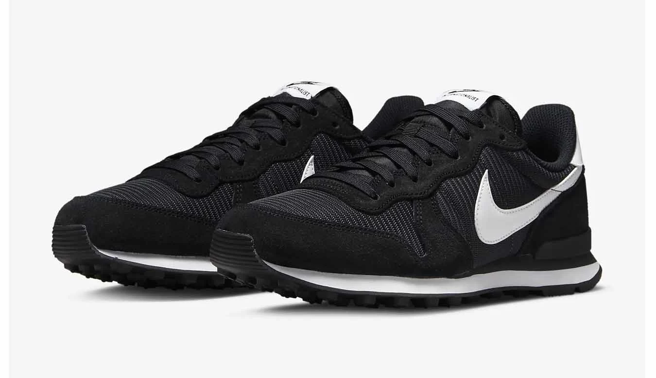 Nike Internationalist Noir / Black 3 Nike Internationalist Noir / Black – Image 3