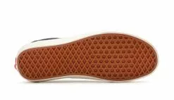 Vans UA Old Skool Gore-Tex Black/Camo Noir / Black -Hot Sale Vans Store vn0a4v9w4t43