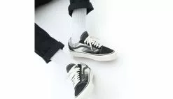 Vans UA Old Skool Gore-Tex Black/Camo Noir / Black -Hot Sale Vans Store vn0a4v9w4t45