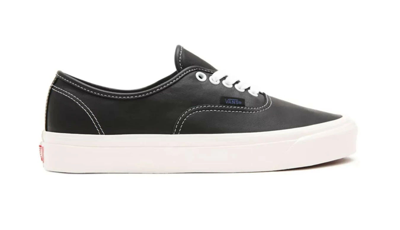 Vans Anaheim Factory Authentic 44 Dx Noir / Black 1 Vans Anaheim Factory Authentic 44 Dx Noir / Black